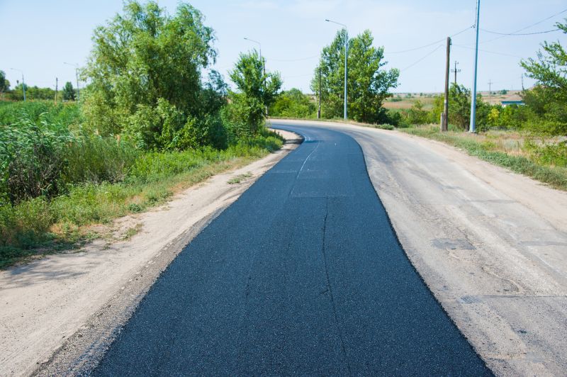 How Long Does Asphalt Pavement Last? Lifespan, Maintenance, And Repair Tips
